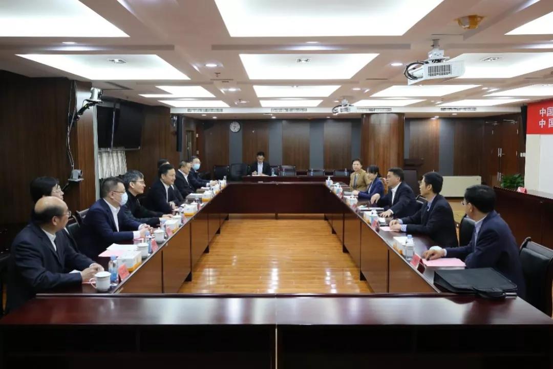 集團(tuán)公司與農(nóng)發(fā)行簽署戰(zhàn)略合作協(xié)議(圖2)